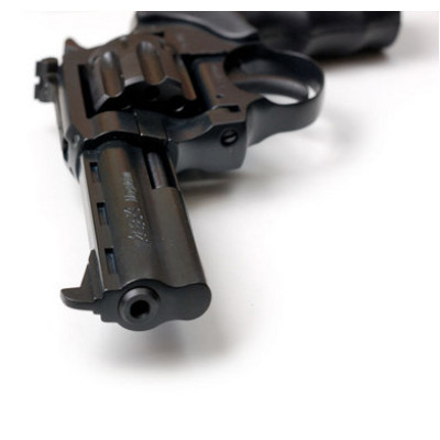 Револьвер под патрон Флобера Safari РФ-441 Magnum пластиковая рукоятка